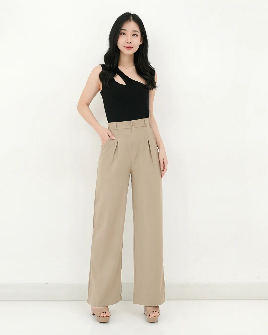 Celana Wide Leg Lurus Lipit